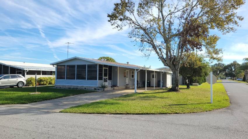 Lake Wales, FL Mobile Home for Sale located at 491 Bermuda Drive Towerwood